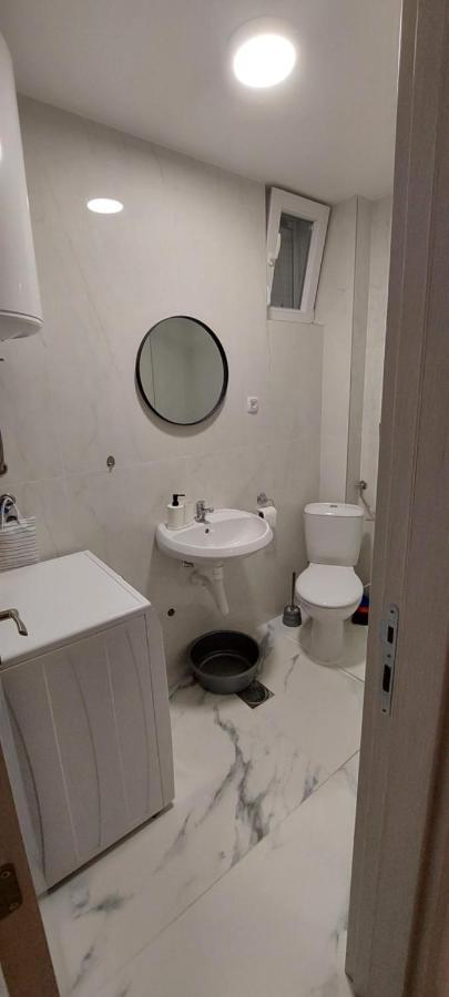 Biser Apartmani พอดโกริกา ภายนอก รูปภาพ